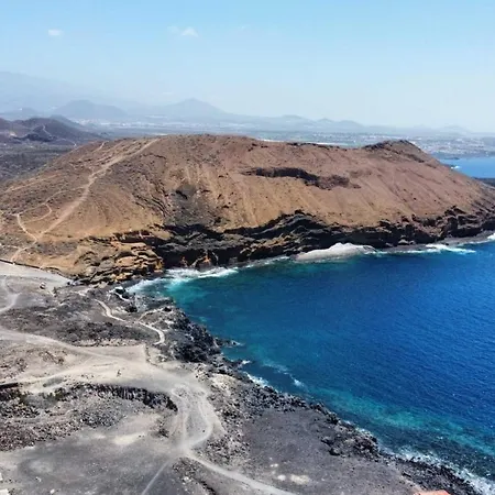 Studio With Sea Views, Piscina, Wifi,well Connected, Tenerife South *