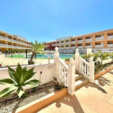 Studio With Sea Views, Piscina, Wifi,well Connected, Tenerife South 아파트 코스타델실렌시오