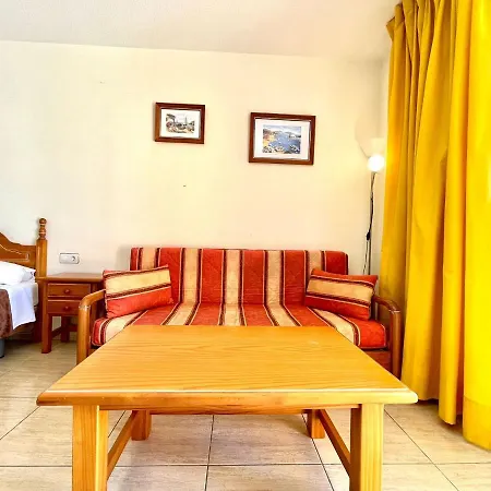 Studio With Sea Views, Piscina, Wifi,well Connected, Tenerife South * 코스타델실렌시오