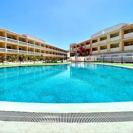 Studio With Sea Views, Piscina, Wifi,well Connected, Tenerife South *