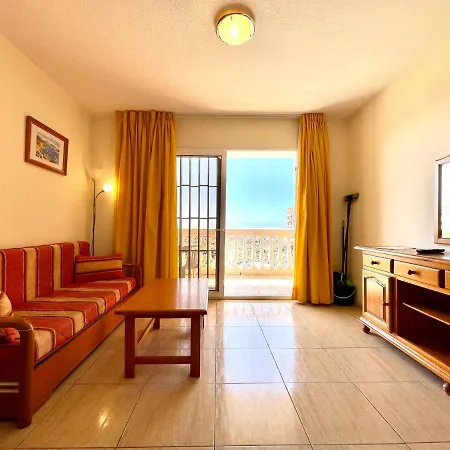 Studio With Sea Views, Piscina, Wifi,well Connected, Tenerife South 코스타델실렌시오