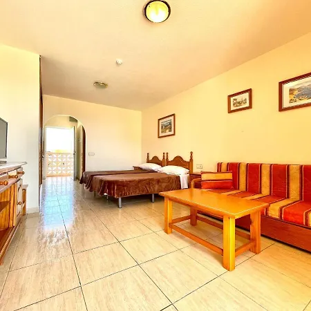 Studio With Sea Views, Piscina, Wifi,well Connected, Tenerife South 아파트 *