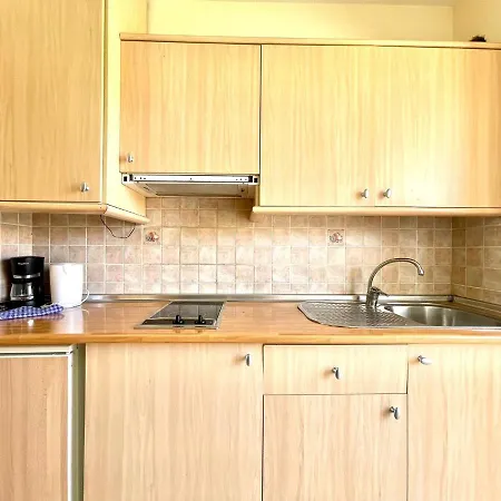 Studio With Sea Views, Piscina, Wifi,well Connected, Tenerife South 아파트