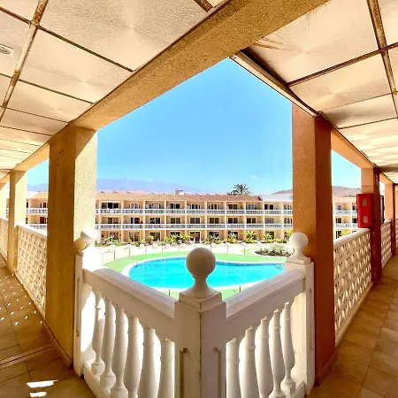 Studio With Sea Views, Piscina, Wifi,well Connected, Tenerife South 코스타델실렌시오