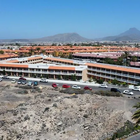 Studio With Sea Views, Piscina, Wifi,well Connected, Tenerife South * 코스타델실렌시오