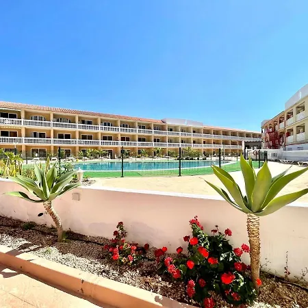 Studio With Sea Views, Piscina, Wifi,well Connected, Tenerife South *