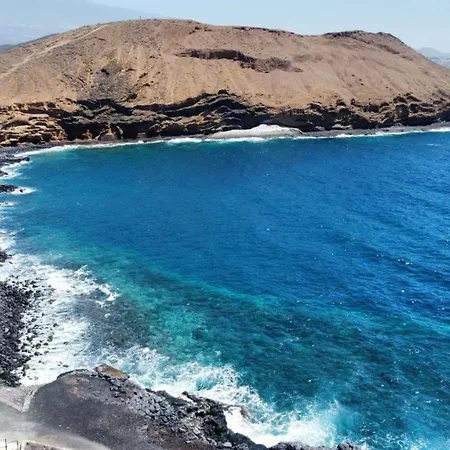 Studio With Sea Views, Piscina, Wifi,well Connected, Tenerife South 코스타델실렌시오