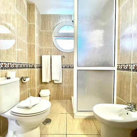 Studio With Sea Views, Piscina, Wifi,well Connected, Tenerife South *