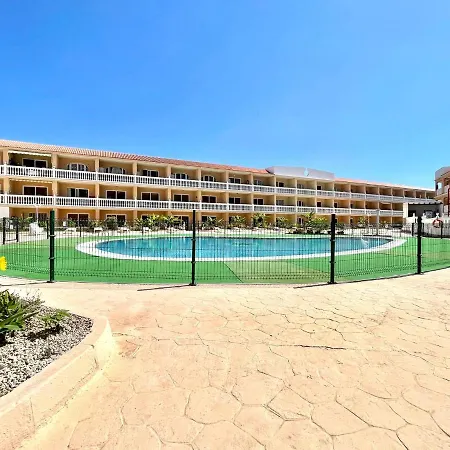 Studio With Sea Views, Piscina, Wifi,well Connected, Tenerife South *